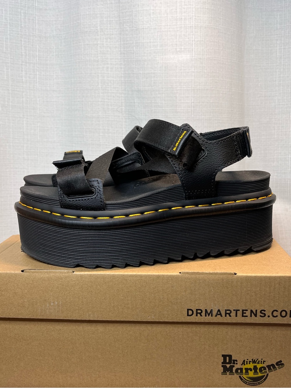 Dr. Martens Kimber II Platform Sandals Black Athena Webbing Size US 8